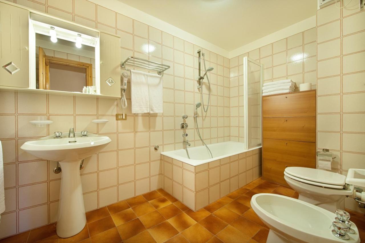 Casa Guana Apartment Livigno Bagian luar foto