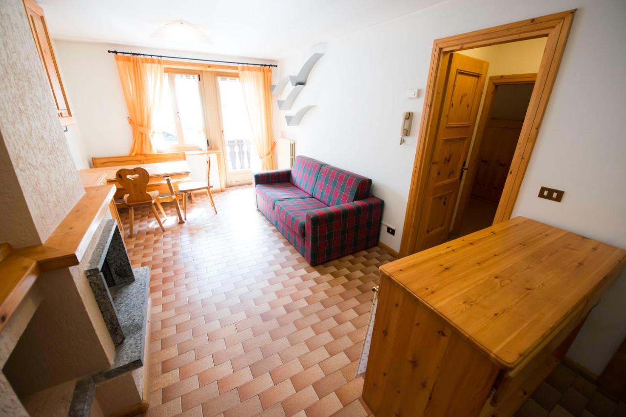 Casa Guana Apartment Livigno Bagian luar foto