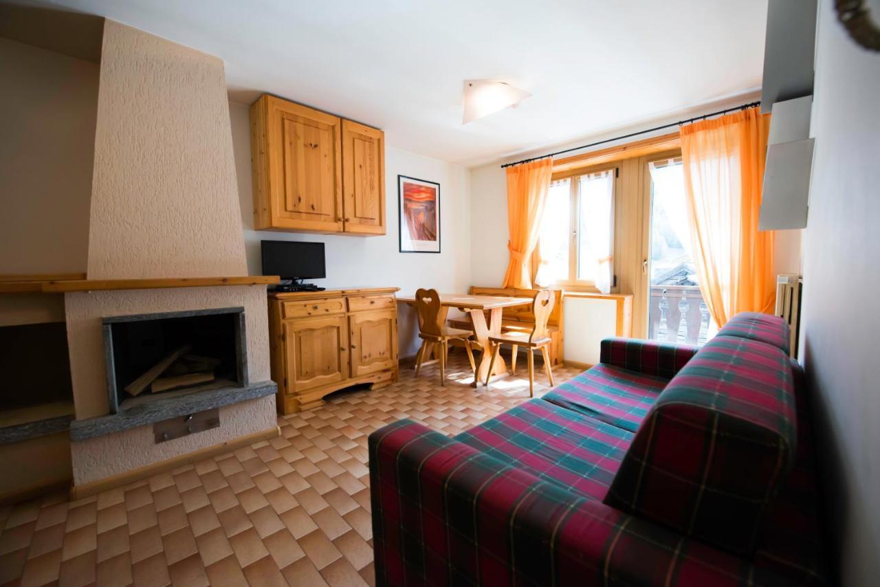 Casa Guana Apartment Livigno Bagian luar foto
