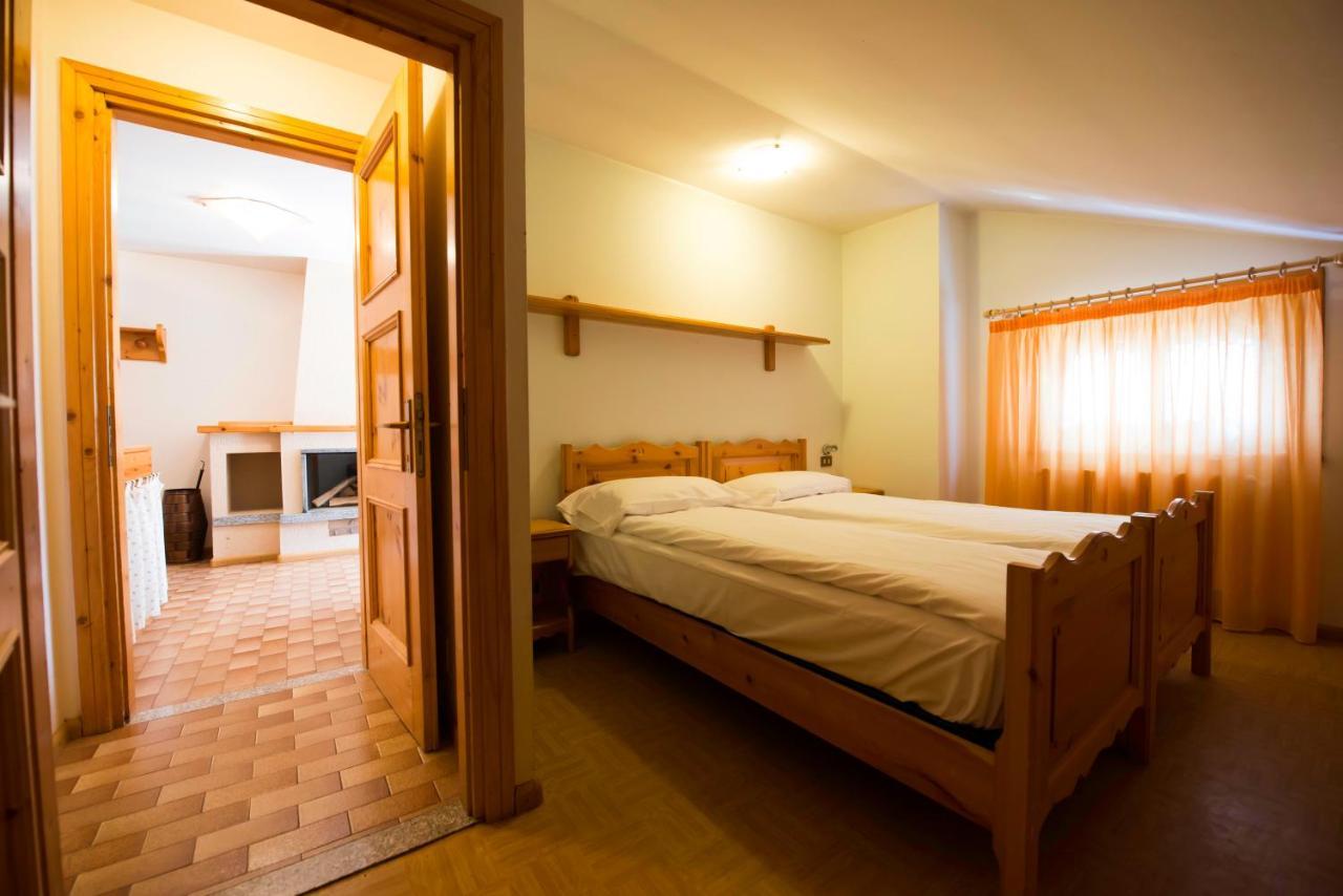 Casa Guana Apartment Livigno Bagian luar foto