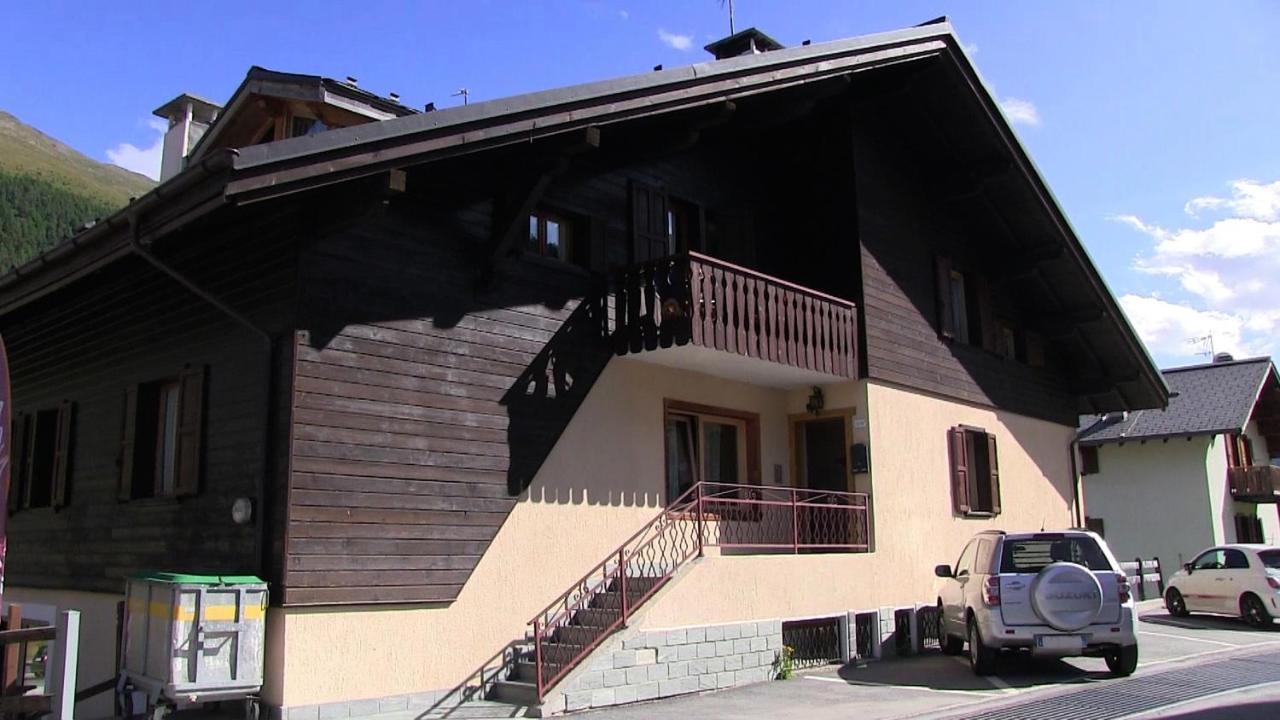 Casa Guana Apartment Livigno Bagian luar foto